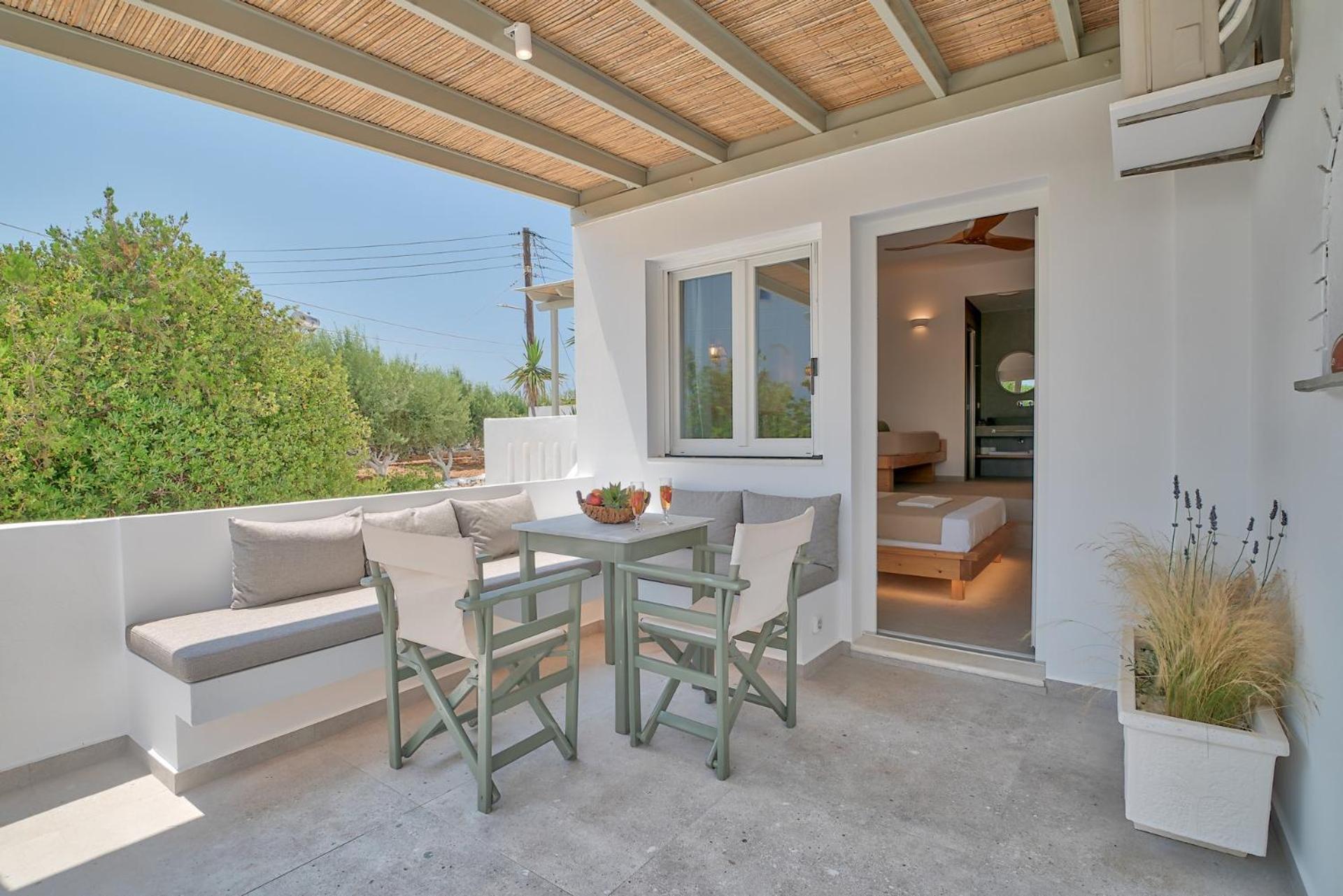 אנטיפארוס Marinatou Suites מראה חיצוני תמונה