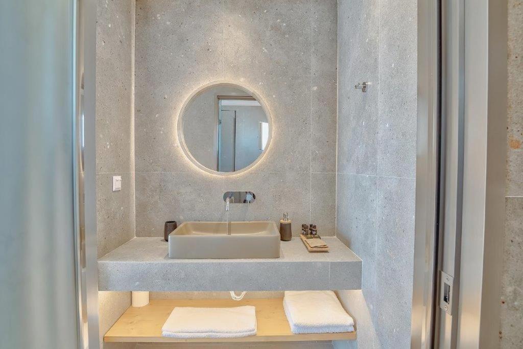 אנטיפארוס Marinatou Suites מראה חיצוני תמונה